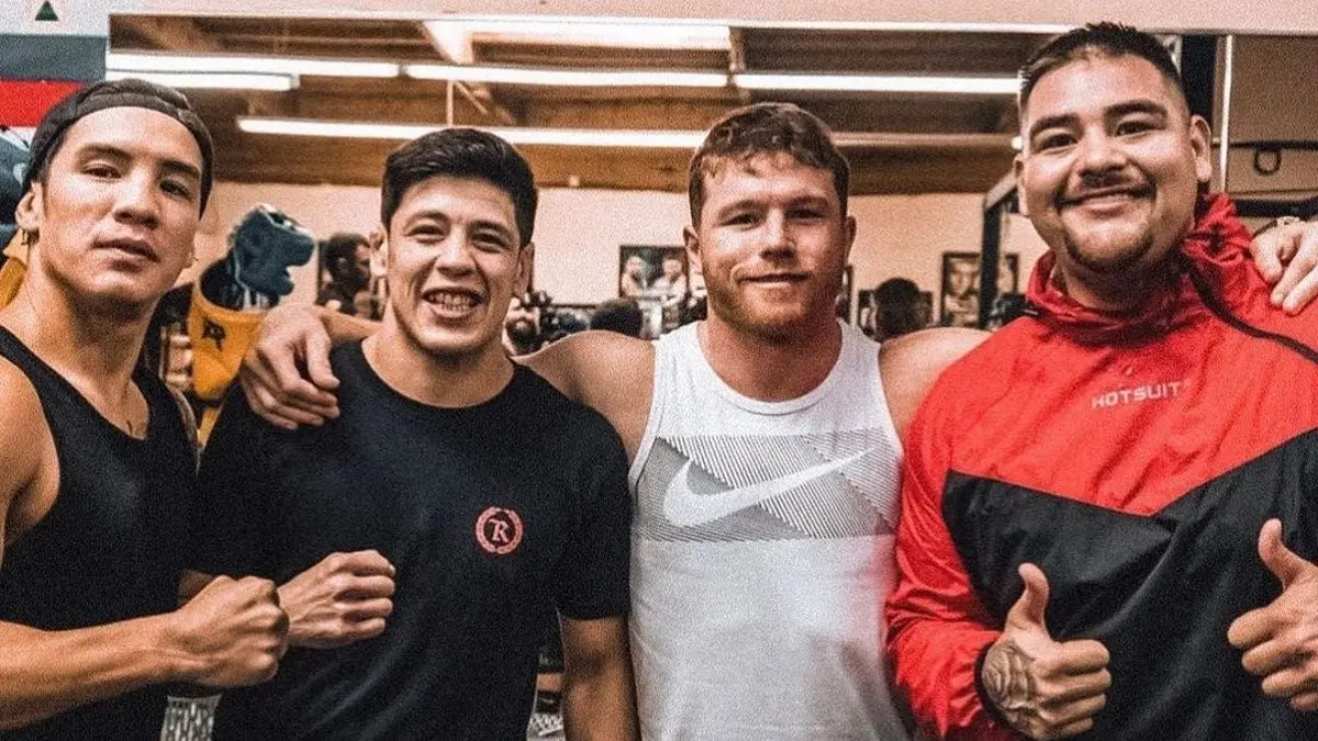 A principios del 2022 empezó a haber una especulación de una posible ruptura en la relación de "Destroyer" con Reynoso y ´Canelo´, pero el mismo pugilista mexicoamericano aclaró todo. 