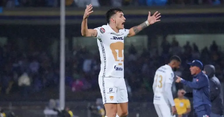 Twitter - @PumasMX