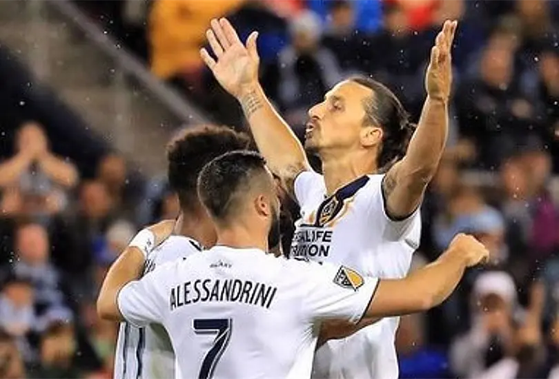 Ibrahimovic jug&oacute; dos a&ntilde;os en la MLS