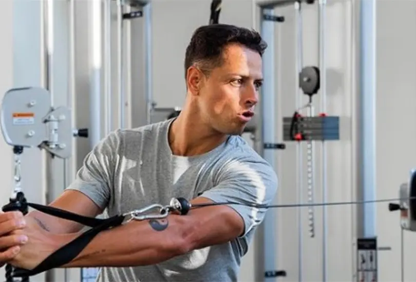 Chicharito suele mostrarse en el gimnasio Chicharito suele mostrarse en el gimnasio