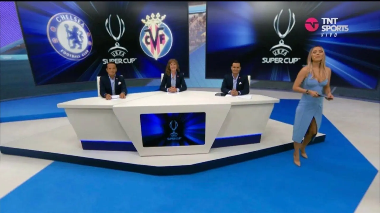 Miroslava regresó a las pantallas con TNT Sports junto a Marion Reimers, Raoúl Ortiz, Luis Hernández, Ricardo Murguía y Pepe del Bosque.