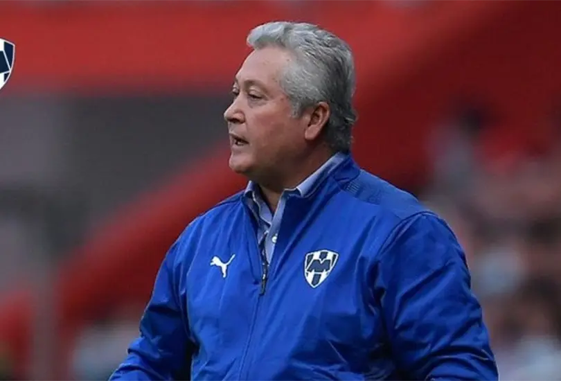 El entrenador de Monterrey aseguró que le causó molestia la forma en que dejaron escapar los tres puntos que tenían asegurados. El entrenador de Monterrey aseguró que le causó molestia la forma en que dejaron escapar los tres puntos que tenían asegurados.