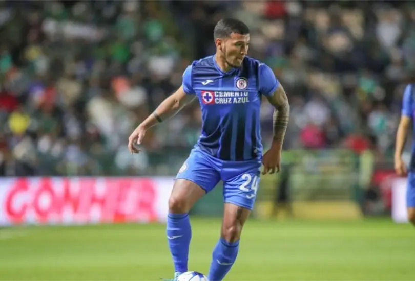 Juan Escobar ha tenido un inicio goleador en Cruz Azul. Juan Escobar ha tenido un inicio goleador en Cruz Azul.