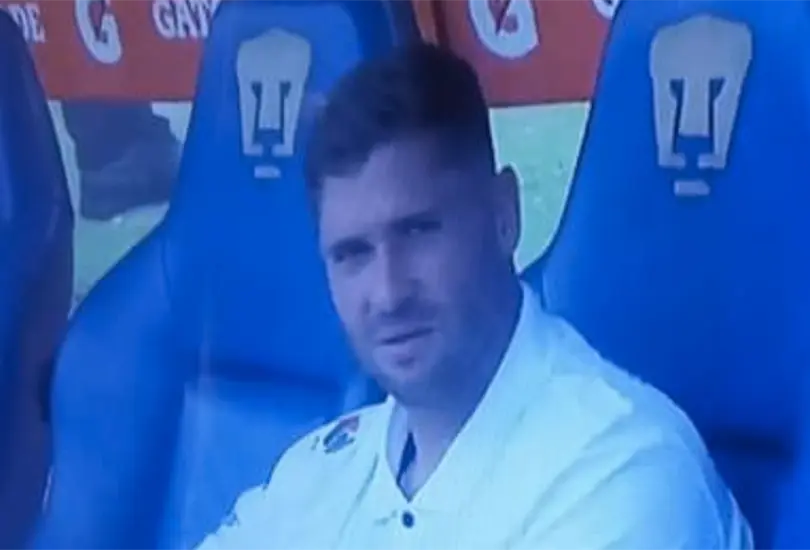 Palermo Ortiz hizo algo curioso ante las c&aacute;maras de TV.