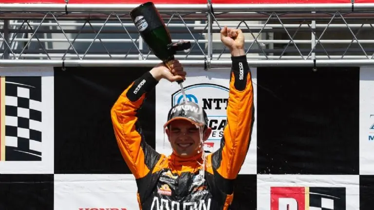 Pato O'Ward consiguió su primer triunfo del 2022 en la IndyCar Series - Twitter @ArrowMcLarenSP