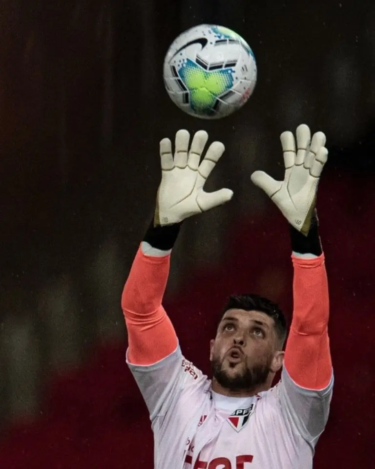 Tiago Volpi jugó en Brasi. (@tiagovolpi_90)