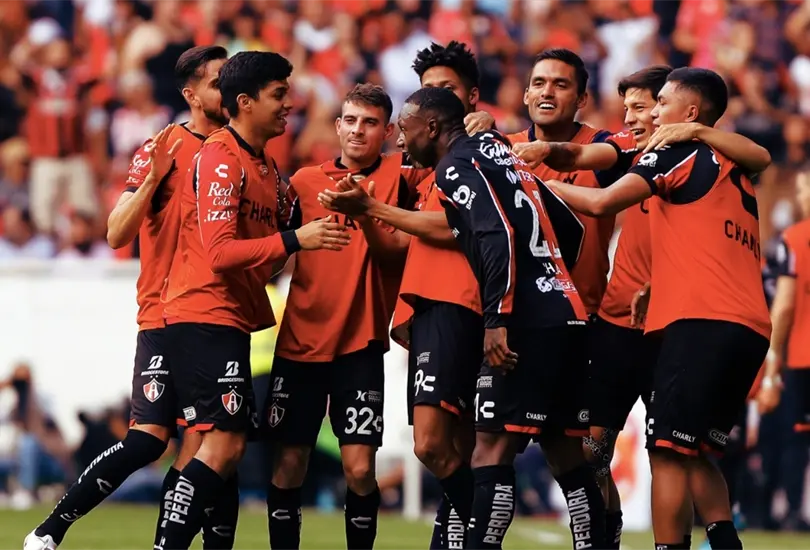 Atlas celebra su pase a las Semifinales. Atlas celebra su pase a las Semifinales.