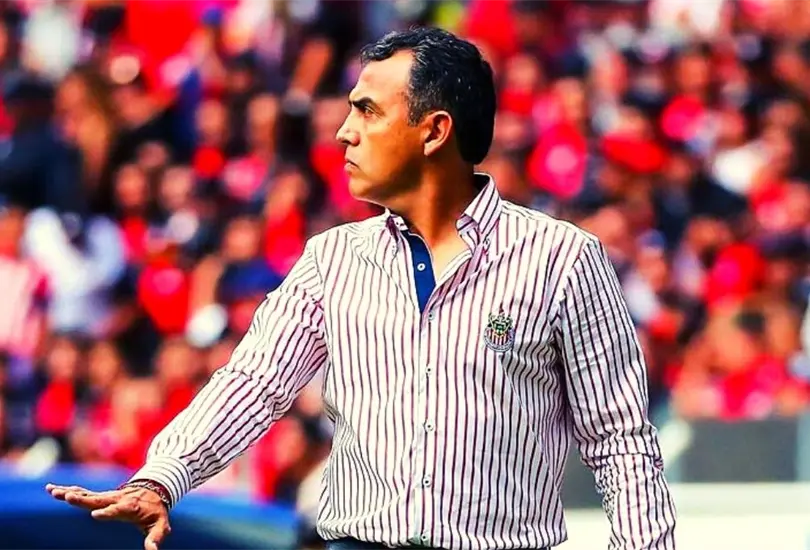 Ricardo Cadena dijo estar contento por los n&uacute;meros que registr&oacute; al frente de la de las Chivas en el Clausura 2022.