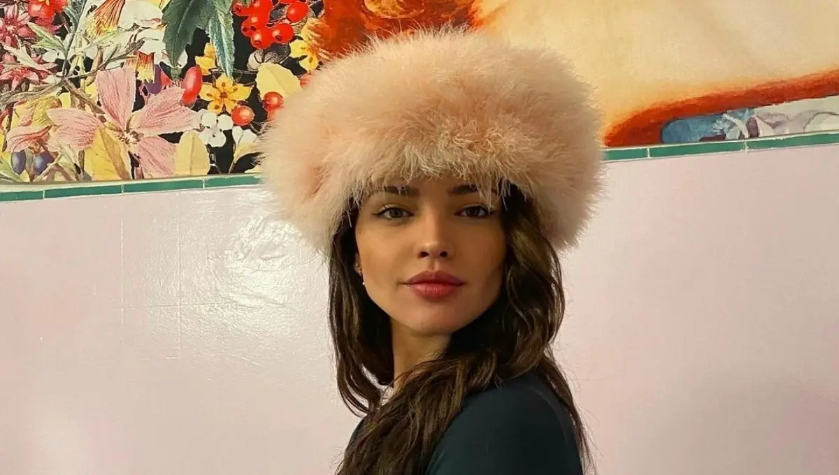 Eiza estudió actuación en la academia de Televisa, pero también en el Lee Strasberg Theatre and Film Institute, de acuerdo con la revista Vogue. 