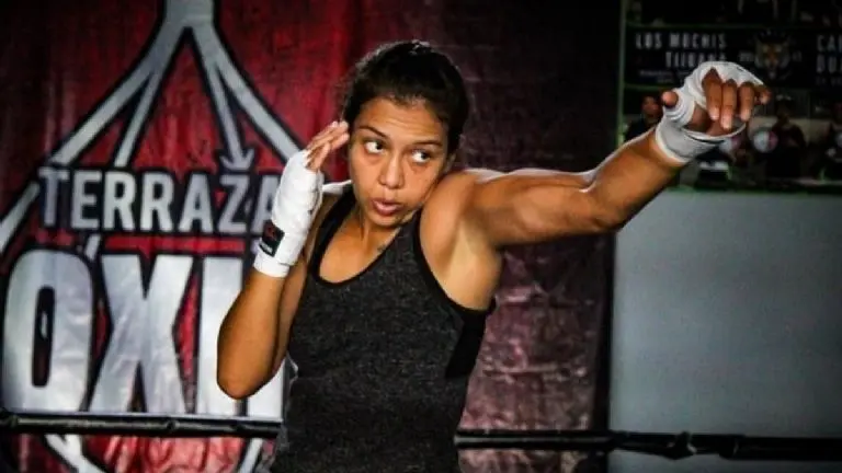 Alejandra Ayala en su preparación. (fenixayala)