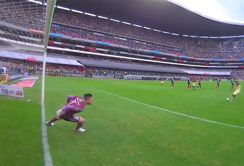 Arturo Brizio explic&oacute; por qu&eacute; el penal se debi&oacute; repetir en el Am&eacute;rica vs Puebla