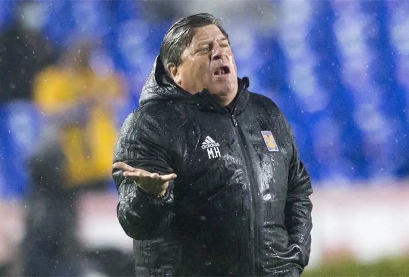 Miguel Piojo Herrera fue criticado despu&eacute;s de la derrota de Tigres ante Cruz Azul 