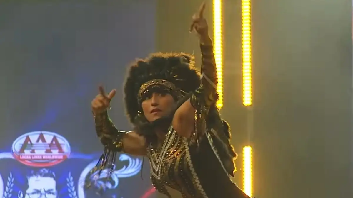 Faby Apache. Considerada una impulsora de las luchadoras mexicanas en los años 2000 para que tuvieran más protagonismo en el ring, actualmente se mantiene en la Triple A.