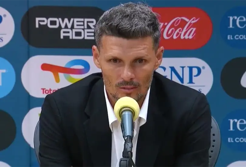Fernando Ortiz salió a hablar con total seguridad en conferencia de prensa. Fernando Ortiz salió a hablar con total seguridad en conferencia de prensa.