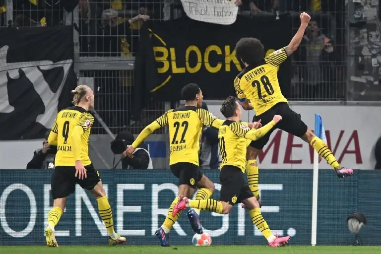 Haaland celebra un gol con sus ahora excompañeros en el Dortmund - @erling.haaland
