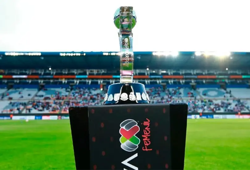 La Liga MX Femenil anunci&oacute; cambios para el Apertura 2022 que incluyen al VAR y m&aacute;s extranjeras.
