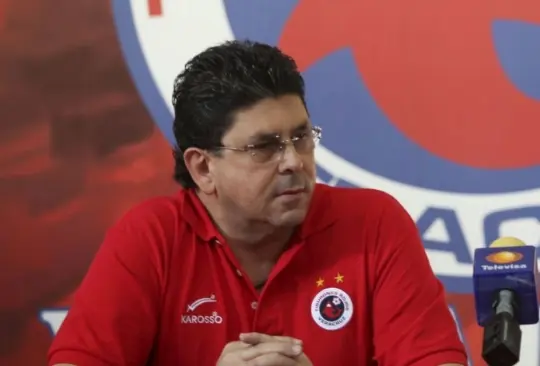 Fidel Kuri niega culpas sobre la desafiliación del Veracruz y asegura que es inocente.