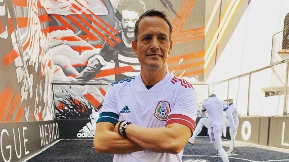 Luis Hern&aacute;ndez fue uno de los primeros casos de este tipo en M&eacute;xico, luego de que en 2002 acordara un pago mensual de 54 mil d&oacute;lares anuales para la pensi&oacute;n alimenticia de su hijo Luigi, reconocido por prueba de ADN, el cual fue procreado con una brasile&ntilde;a.