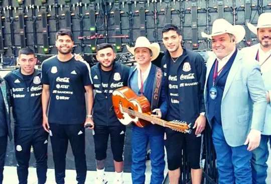 La Selección Mexicana disfrutó del concierto que brindó Intocable en Dallas, Estados Unidos.