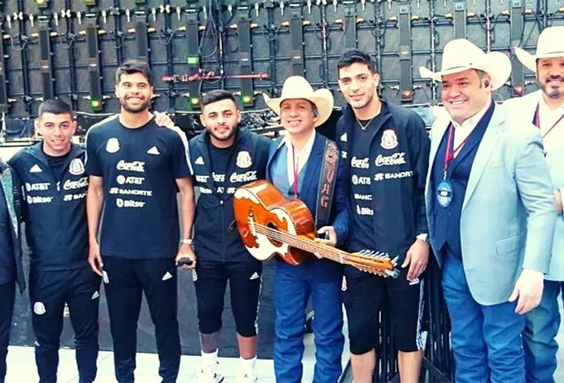 La Selecci&oacute;n Mexicana disfrut&oacute; del concierto que brind&oacute; Intocable en Dallas, Estados Unidos.