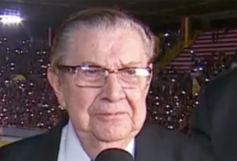 Roberto Guerrero Ayala en la transmisi&oacute;n de TUDN.