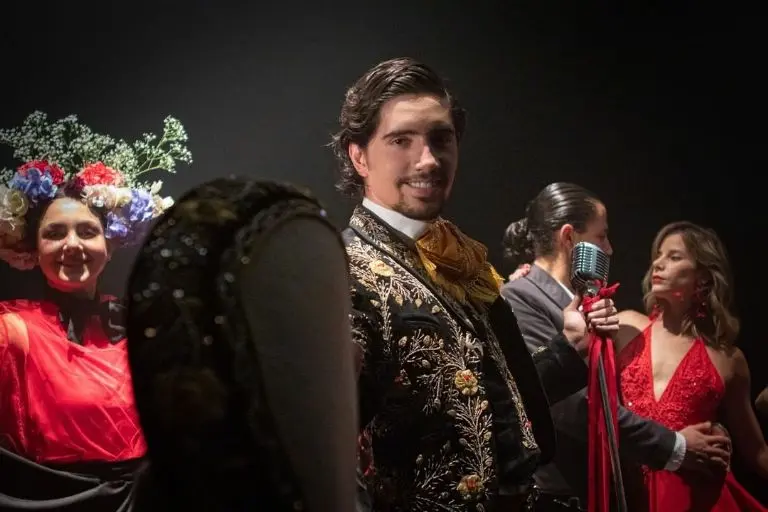 Alex Fernández es un fiel seguidor del Atlas. Foto: Instagram @lexfernandez.g