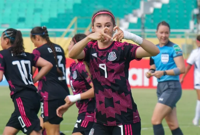 Tatiana Flores celebra gol ante República Dominicana. Tatiana Flores celebra gol ante República Dominicana.