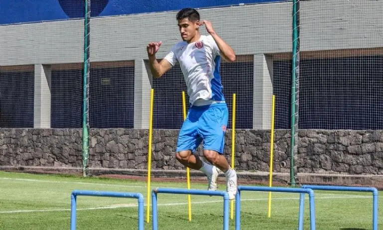 Cruz Azul enfrenta un reto complicado. (@cruzazul