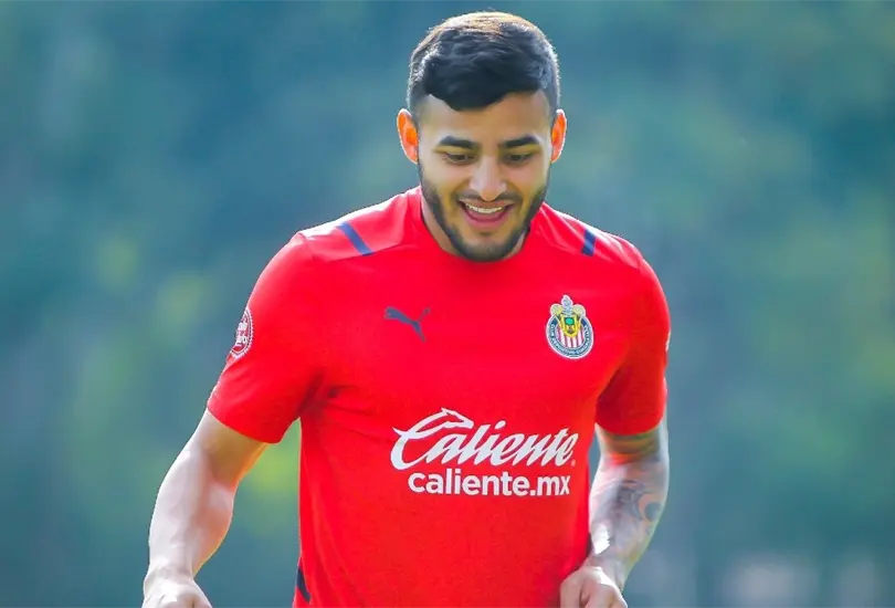 Alexis Vega tendrá un mejor salario con su nuevo contrato con Chivas Alexis Vega tendrá un mejor salario con su nuevo contrato con Chivas