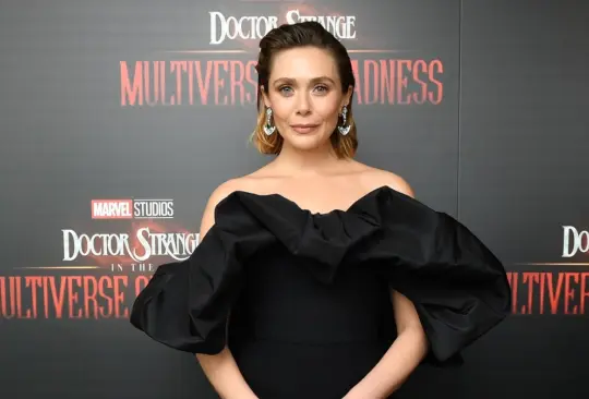 Elizabeth Olsen en un evento de la película de Marvel, Doctor Strange in the Multiverse of Madness