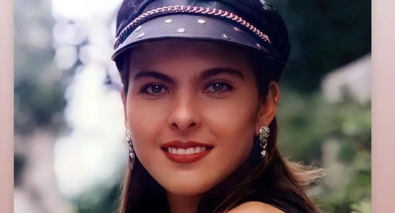 Kate del Castillo tuvo un peque&ntilde;o romance con Sa&uacute;l &Aacute;lvarez, pero la relaci&oacute;n no prosper&oacute; por los diferentes compromisos que manten&iacute;an cada uno en sus respectivos campos de trabajo.