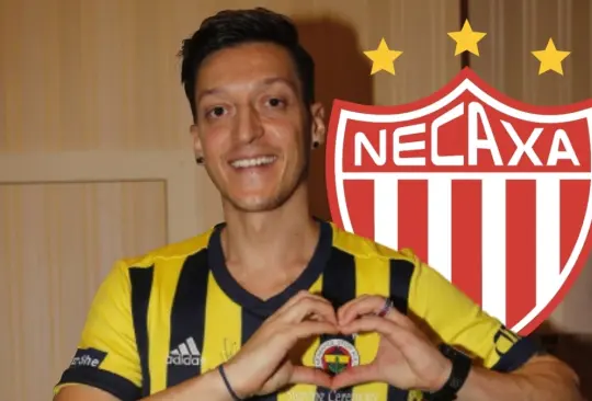 Mesut Özil envió un mensaje motivacional para el Necaxa.