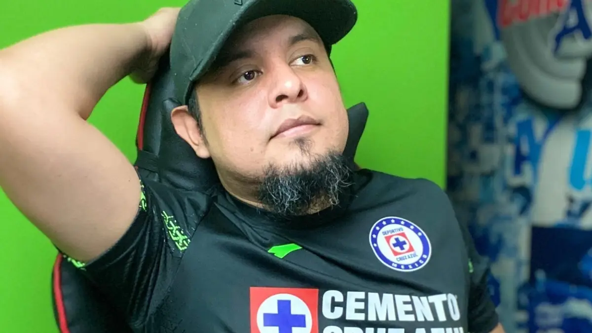 F&eacute;lix Ferm&iacute;n Javier Hern&aacute;ndez Meza es uno de los creadores de contenido que salt&oacute; a la fama por el W2M. A lo largo del tiempo dej&oacute; en claro su gusto por el Cruz Azul.