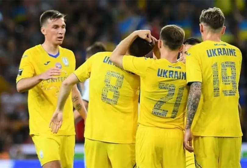 Ucrania derrotó a Escocia en calidad de visitante y ahora sueña con llegar a Qatar 2022. Ucrania derrotó a Escocia en calidad de visitante y ahora sueña con llegar a Qatar 2022.