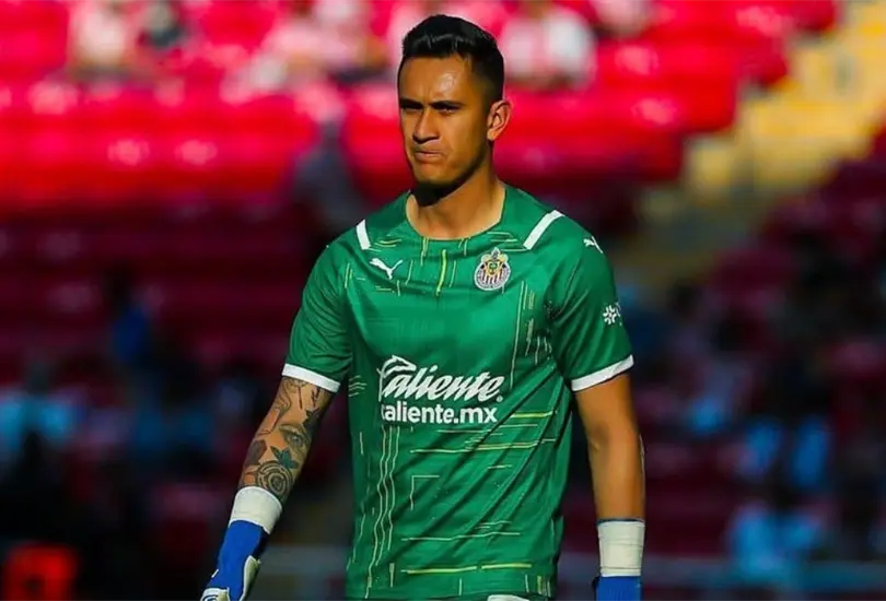 Ra&uacute;l Gudi&ntilde;o lleg&oacute; a disputar el m&aacute;ximo t&iacute;tulo de clubes europeos pero ahora no tiene equipo.