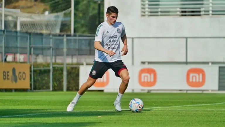Israel Reyes con la Selección Mexicana. (@IsraelReyesrom1)