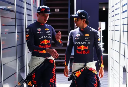 Tras la polémica de Verstappen y Checo, recordamos las polémicas que tuvo Verstappen con sus antiguos coequiperos.