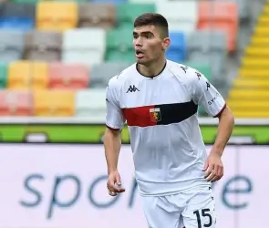 Reportan que Johan Vásquez se mantendrá en la Serie A, ¿fue vendido por el Genoa?