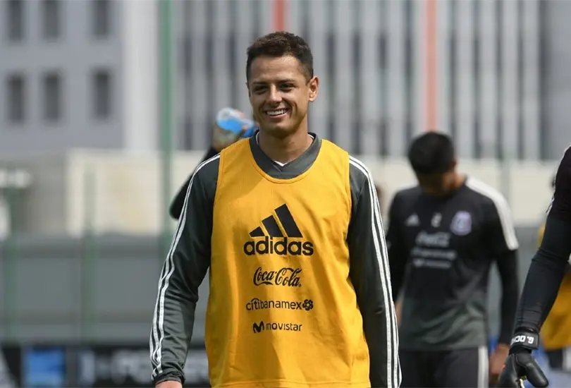 Chicharito Hern&aacute;ndez mencion&oacute; qui&eacute;n es el rival m&aacute;s dif&iacute;cil a quien enfrent&oacute;.