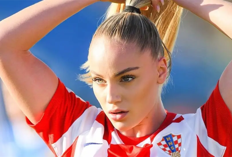 Ana Maria Markovic en juego con Croacia. Ana Maria Markovic en juego con Croacia.