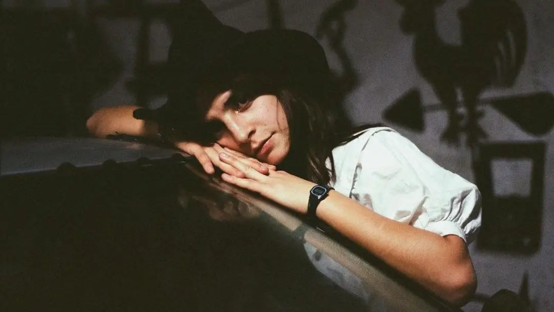 Se hizo famosa por su papel en la película Rock Marí pero se alejó de las producciones, hasta ahora que regresó para la serie de HBO Max.