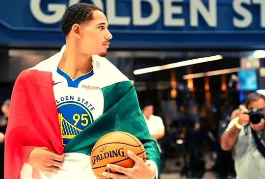 Juan Toscano es el primer mexicano que sale campeón en la NBA.