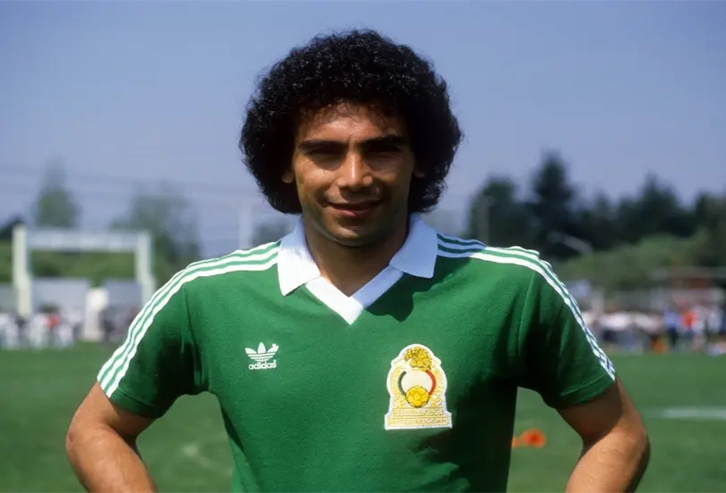 Hugo S&aacute;nchez es uno de los grandes &iacute;dolos del futbol mexicano. 