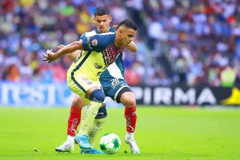 Román Martínez busca un lugar en el primer equipo del América - Twitter @ArturoRMartnez1
