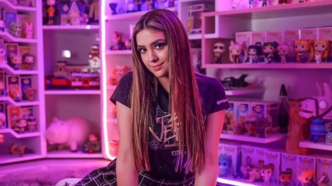 Su fama ha crecido tanto que también se ha abierto camino en el mundo de los influencers contando con más de 20 millones de seguidores en redes sociales.