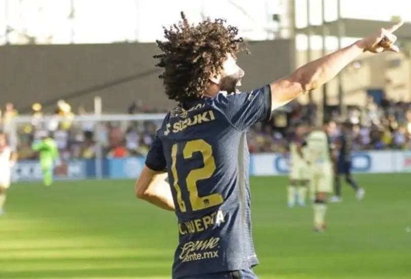 El Chino Huerta lleg&oacute; como refuerzo de Pumas para el Apertura 2022 de la Liga MX, pero no podr&aacute; debutar por estar lesionado.