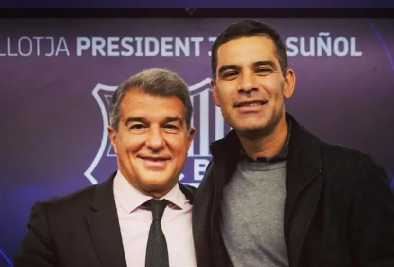 Rafa Márquez tiene buena relación con el presidente del Barcelona, Joan Laporta, y esto lo ayudaría regresar al equipo Rafa Márquez tiene buena relación con el presidente del Barcelona, Joan Laporta, y esto lo ayudaría regresar al equipo