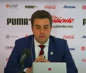 Ricardo Peláez descarta a Michel Leaño para futuros proyectos de Chivas