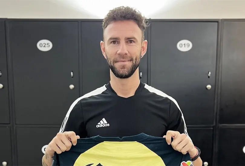 La afici&oacute;n del Am&eacute;rica mostr&oacute; su molestia en el anuncio de su nuevo n&uacute;mero en Am&eacute;rica 