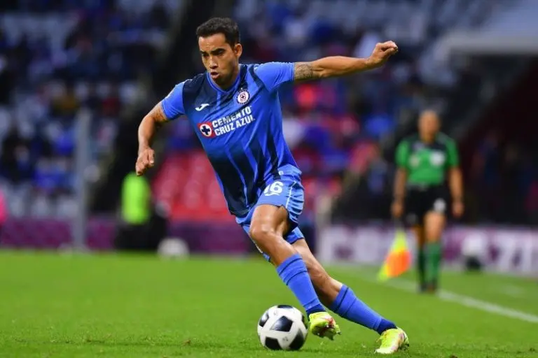 Adrián Aldrete ha batallado con lesiones en los últimos torneos - Twitter @cruzazul